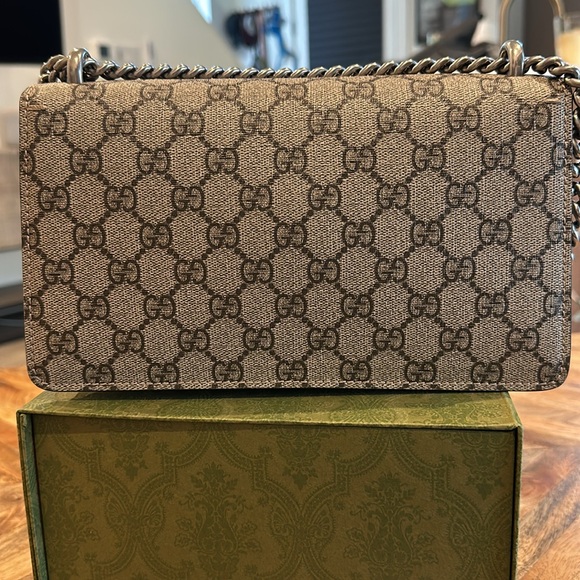 Gucci Taupe Crossbody Bag with Monogram Pattern and Chain Strap - Picture 5 of 9